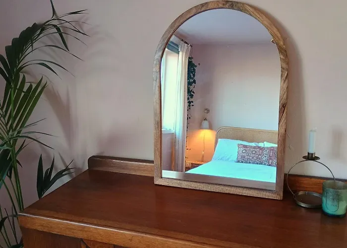 Kimberley House | Stylish 2-bed Retreat Bristol